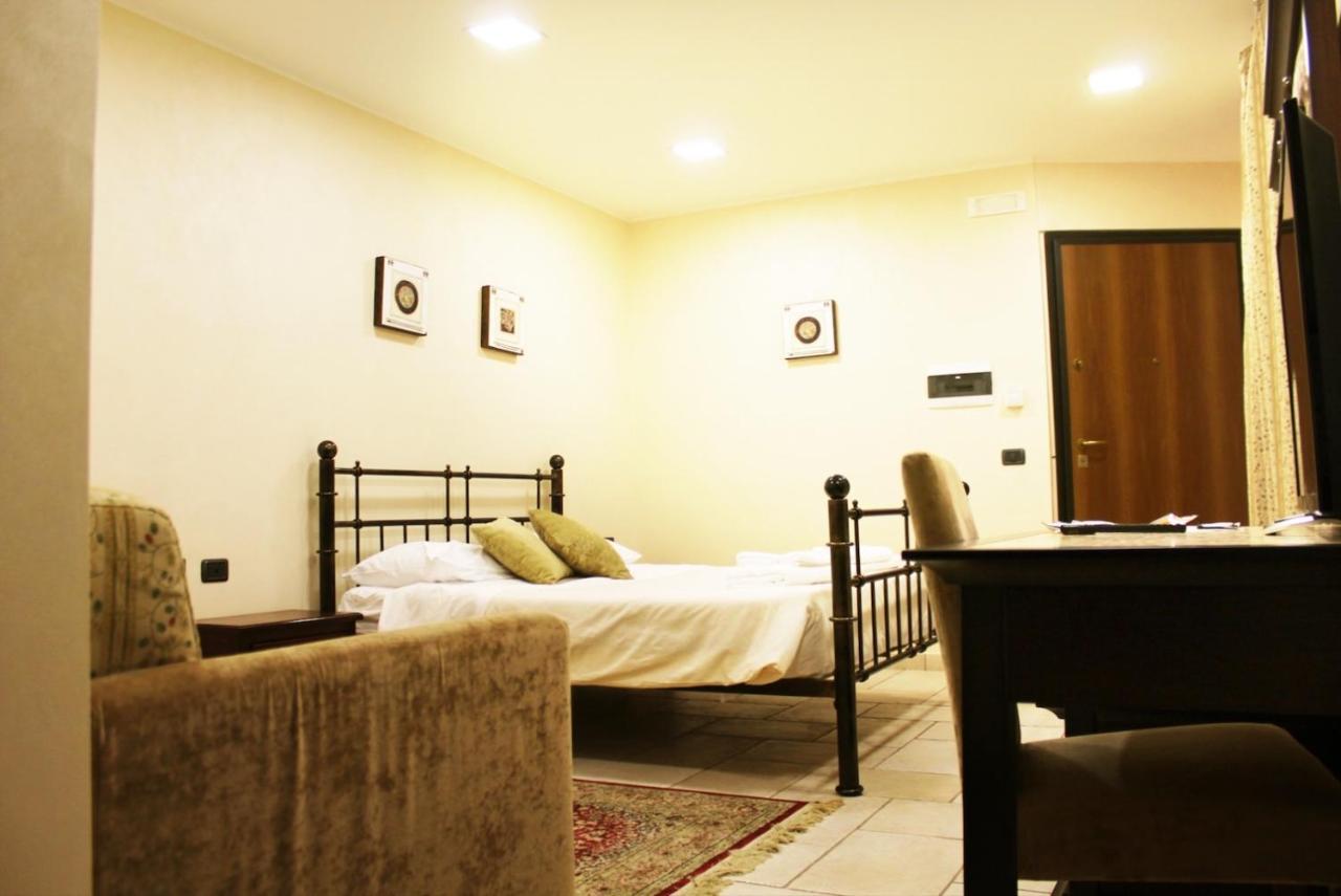 Le Corti - Dimora Storica Bed & Breakfast Polistena Exterior foto