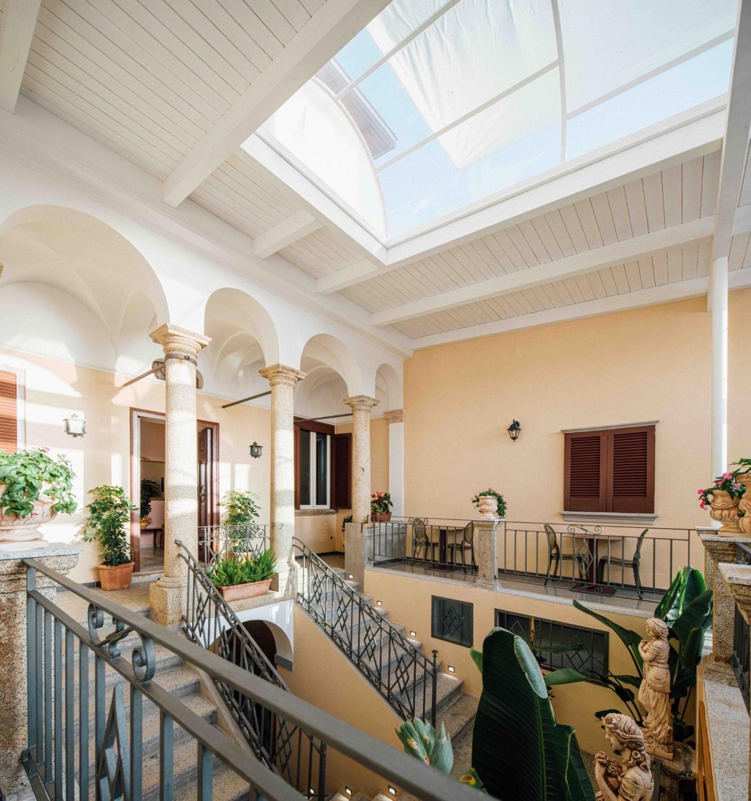 Le Corti - Dimora Storica Bed & Breakfast Polistena Exterior foto